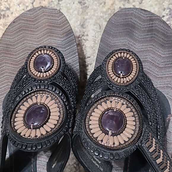 Black and Brown Sandals - Picture 2 of 4